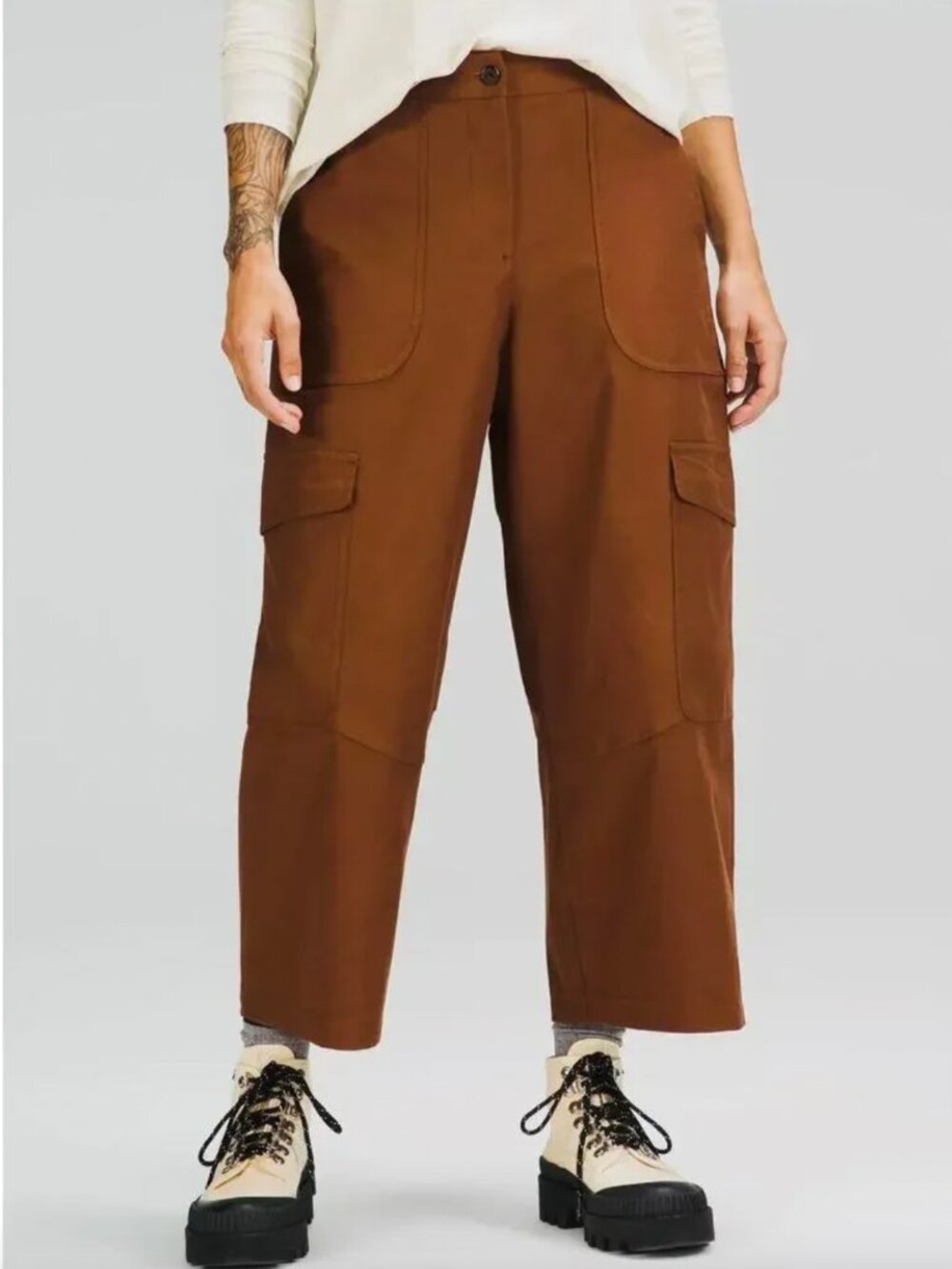 Lululemon Wide Highrise Crop Hiking Pants